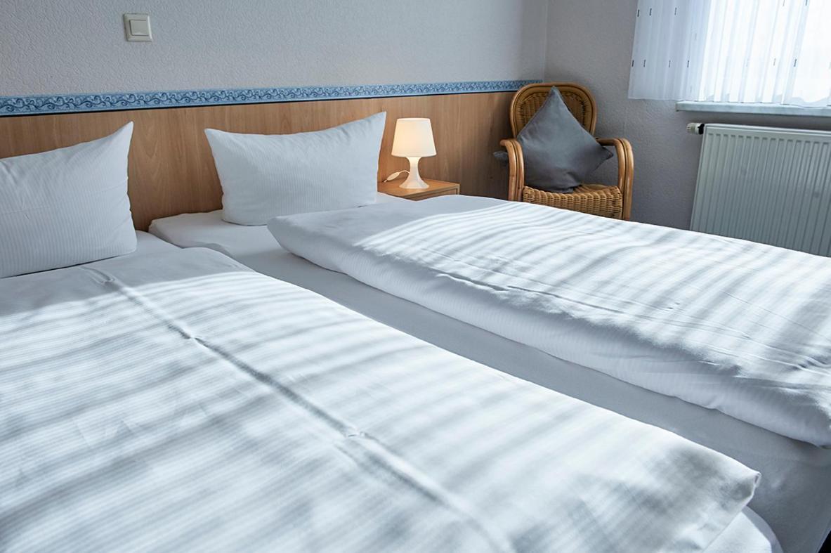 Hotel Zum Grunewald ดินสลาเคิน ภายนอก รูปภาพ