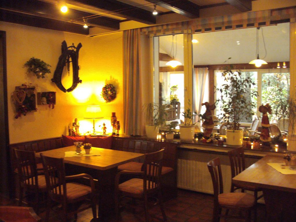 Hotel Zum Grunewald ดินสลาเคิน ภายนอก รูปภาพ