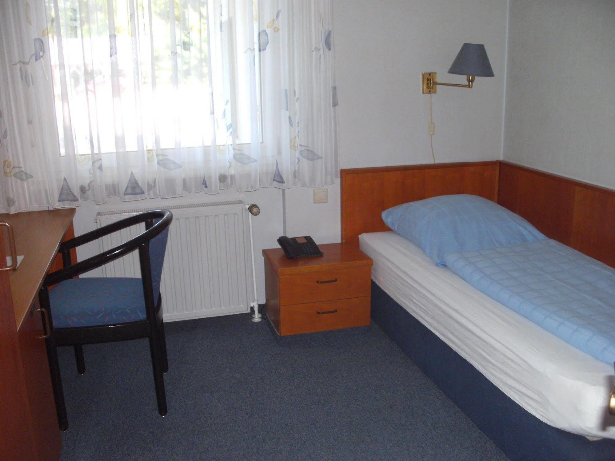 Hotel Zum Grunewald ดินสลาเคิน ภายนอก รูปภาพ